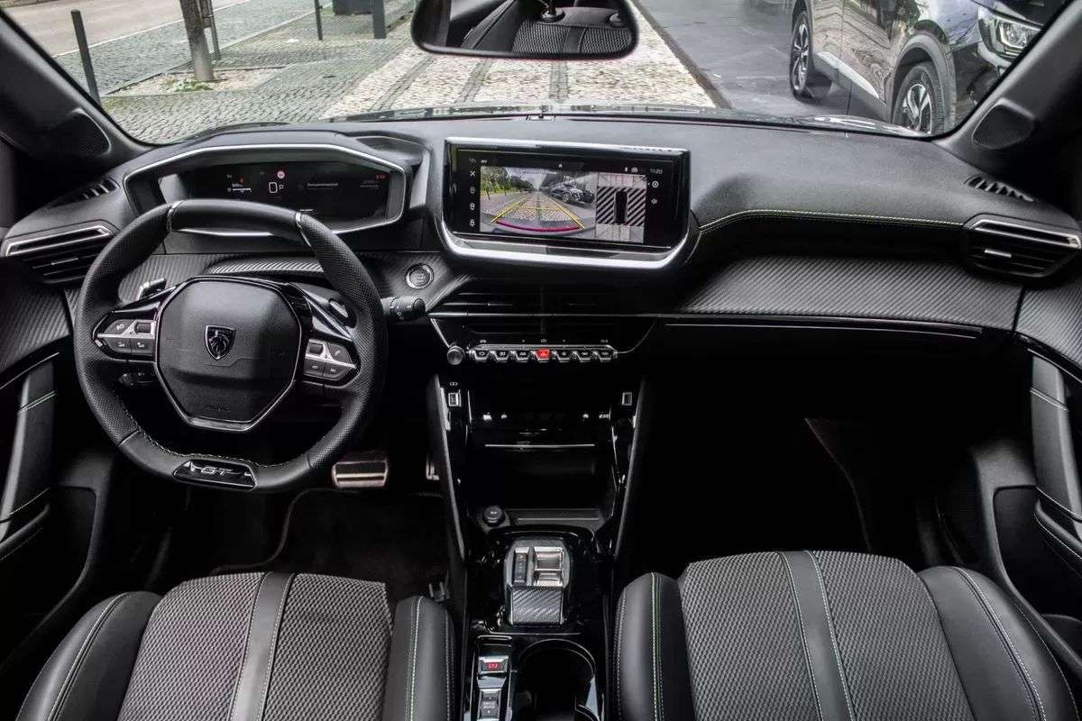 peugeot-208-2025-gasolina-1199cc