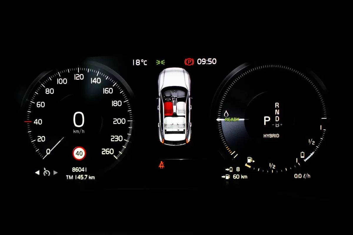 volvo-xc40-2022-hibrido-1477cc