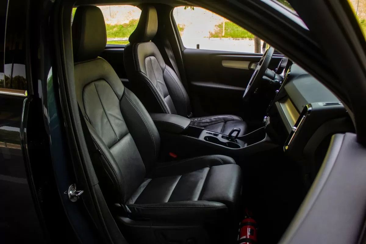 volvo-xc40-2022-hibrido-1477cc