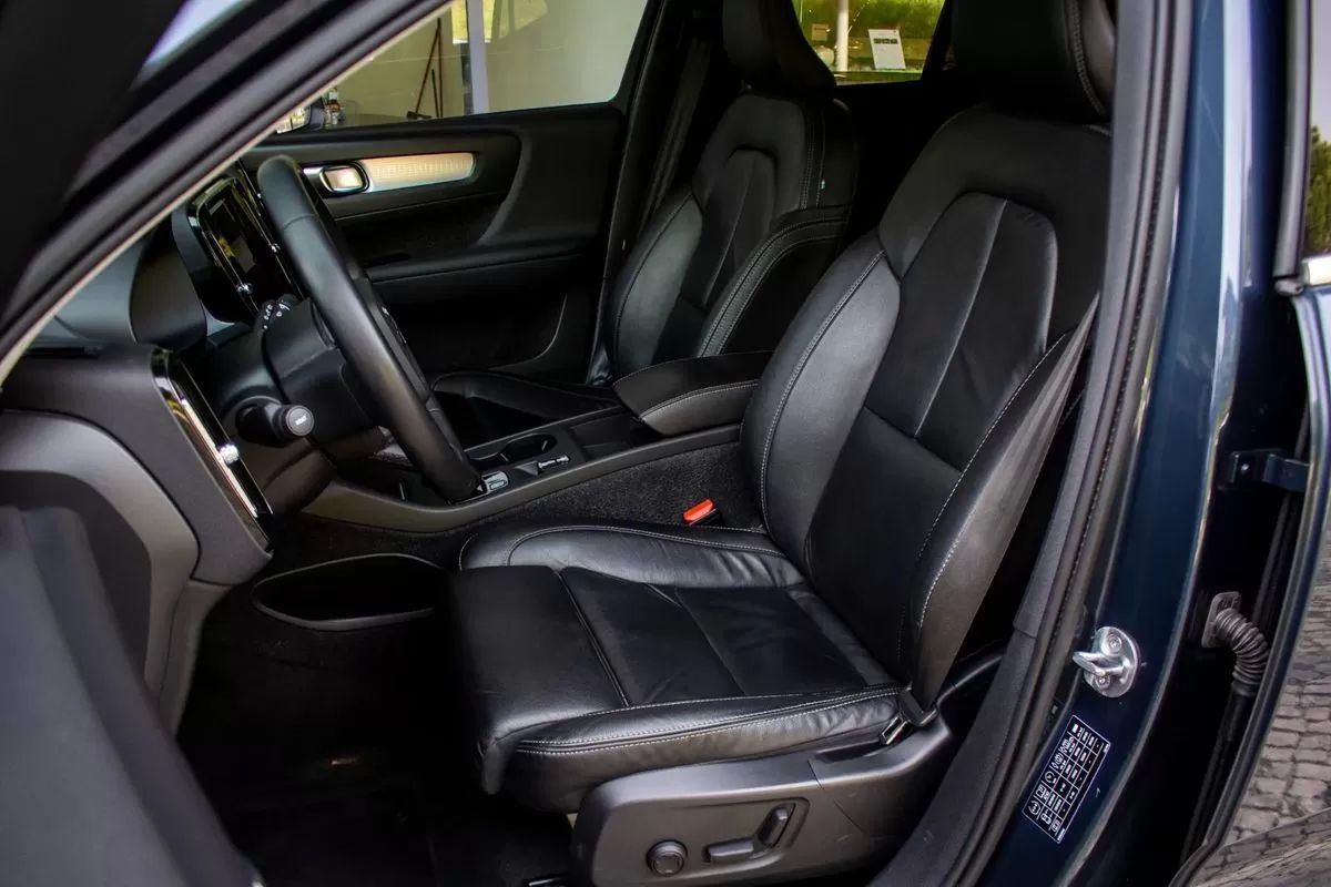 volvo-xc40-2022-hibrido-1477cc