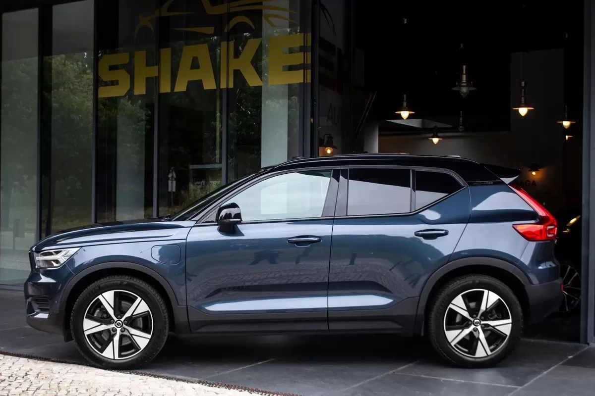 volvo-xc40-2022-hibrido-1477cc