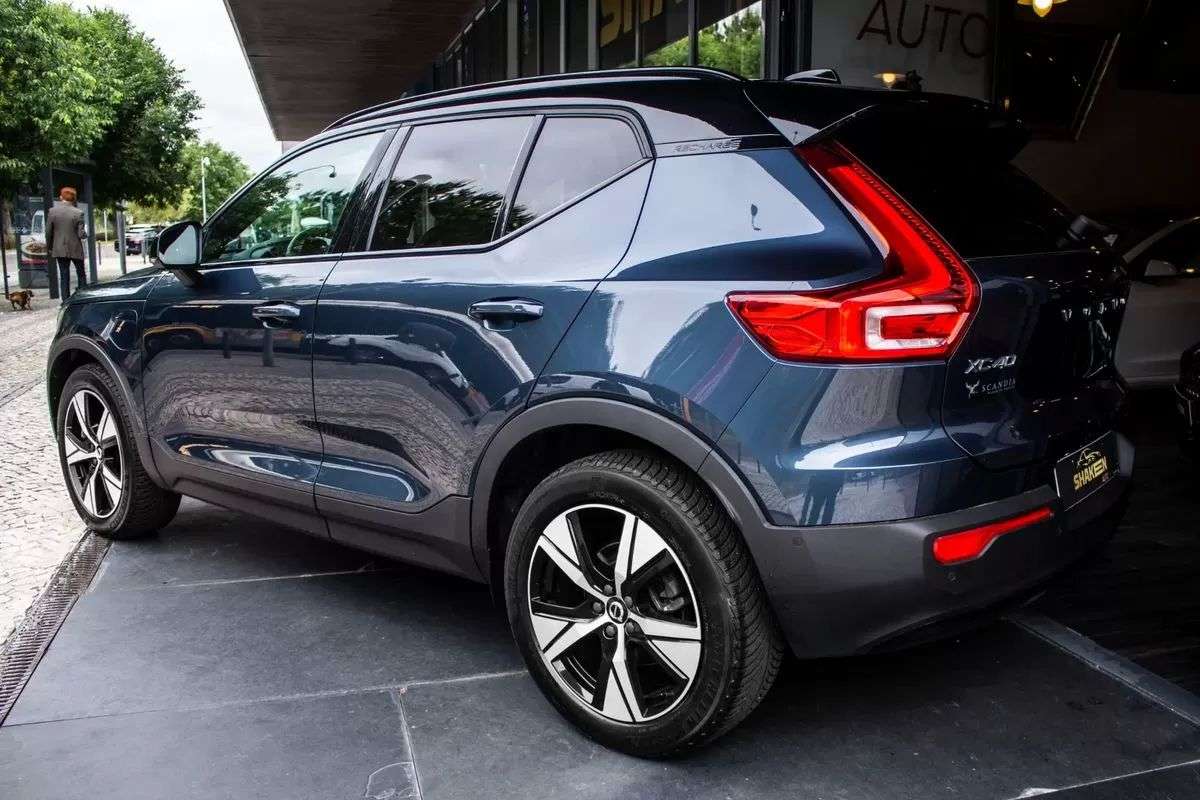 volvo-xc40-2022-hibrido-1477cc