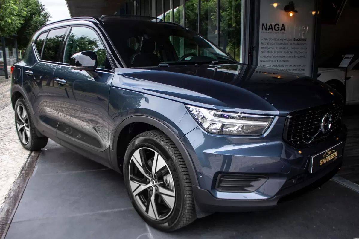 volvo-xc40-2022-hibrido-1477cc