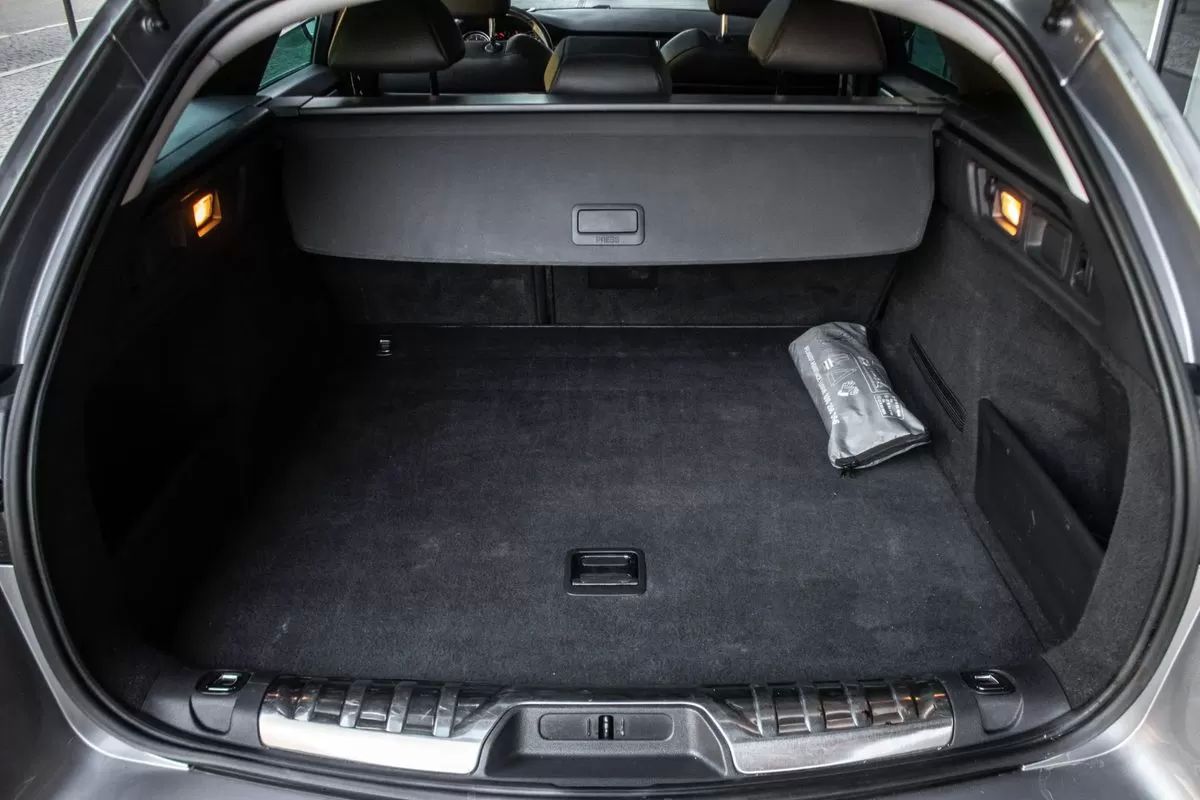 peugeot-508-sw-2015-diesel-1560cc