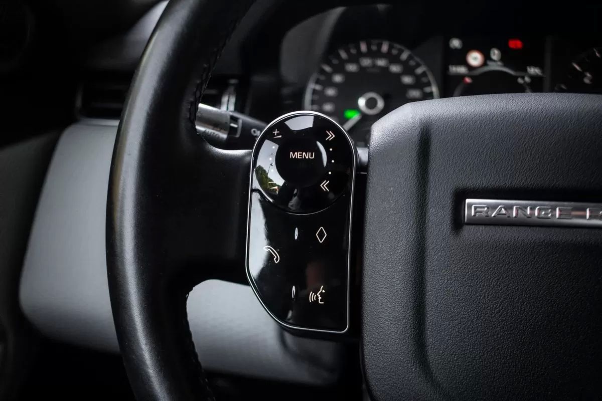 land-rover-range-rover-evoque-2020-diesel-1999cc
