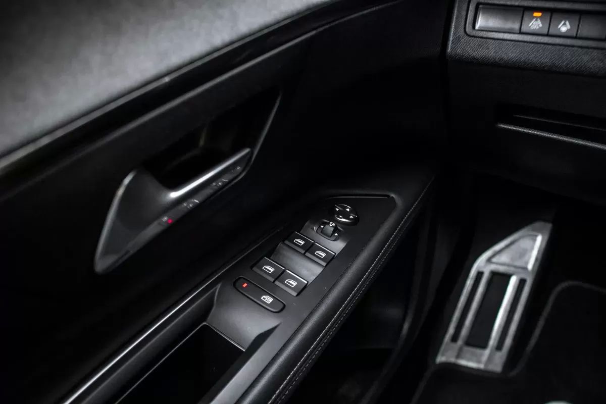 peugeot-5008-2021-diesel-1499cc