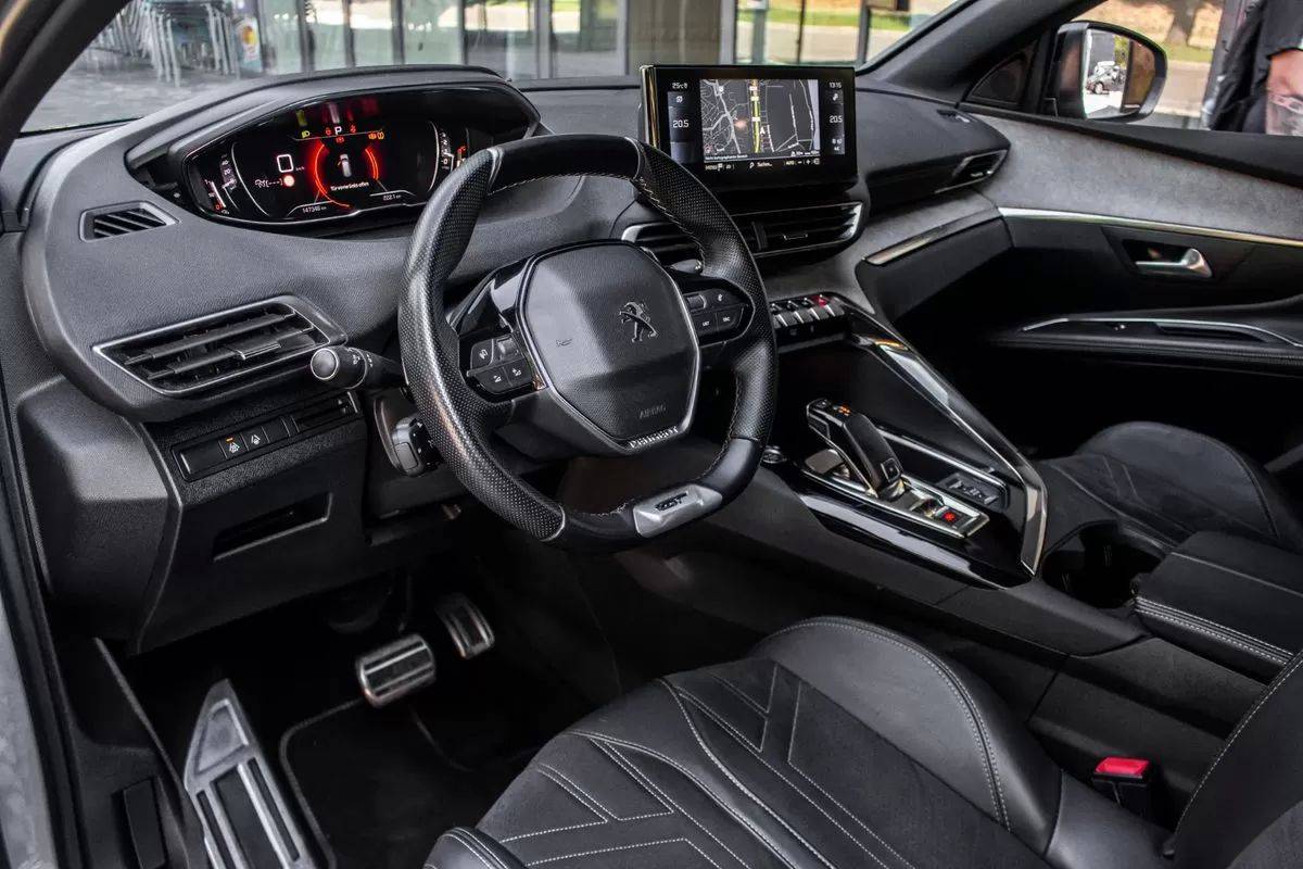 peugeot-5008-2021-diesel-1499cc