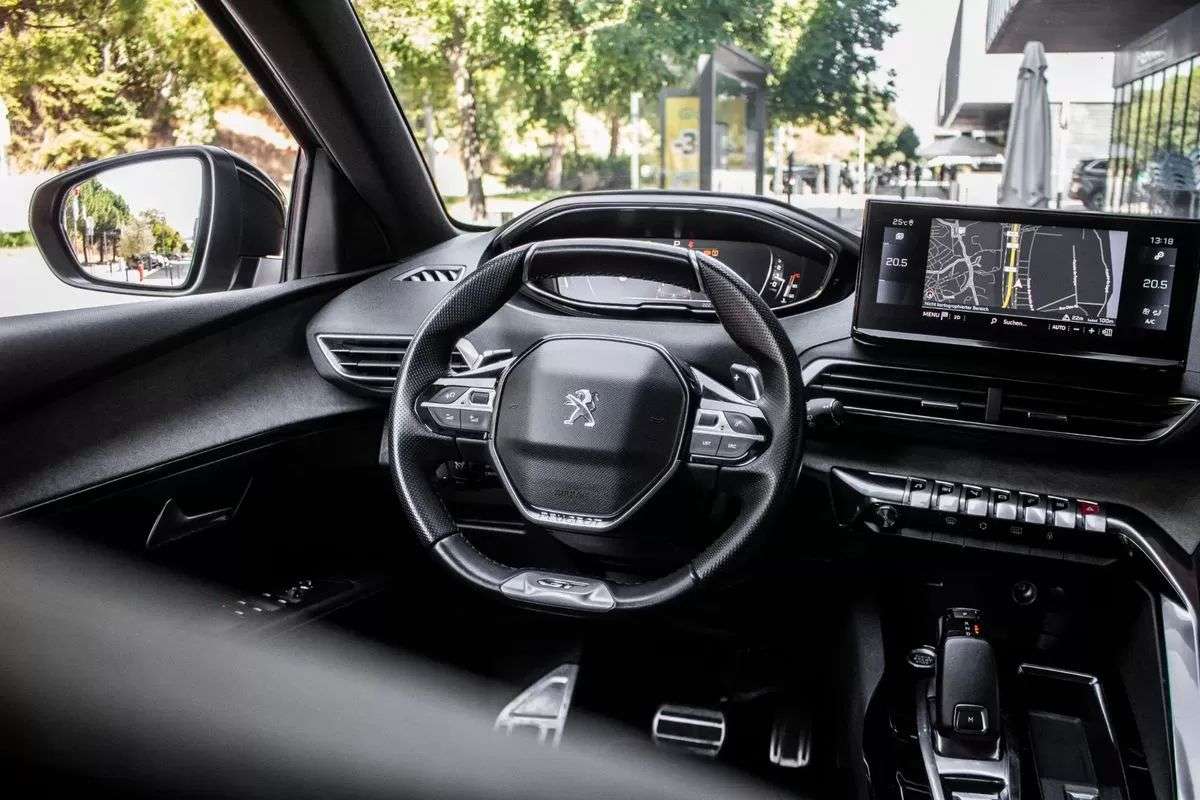peugeot-5008-2021-diesel-1499cc