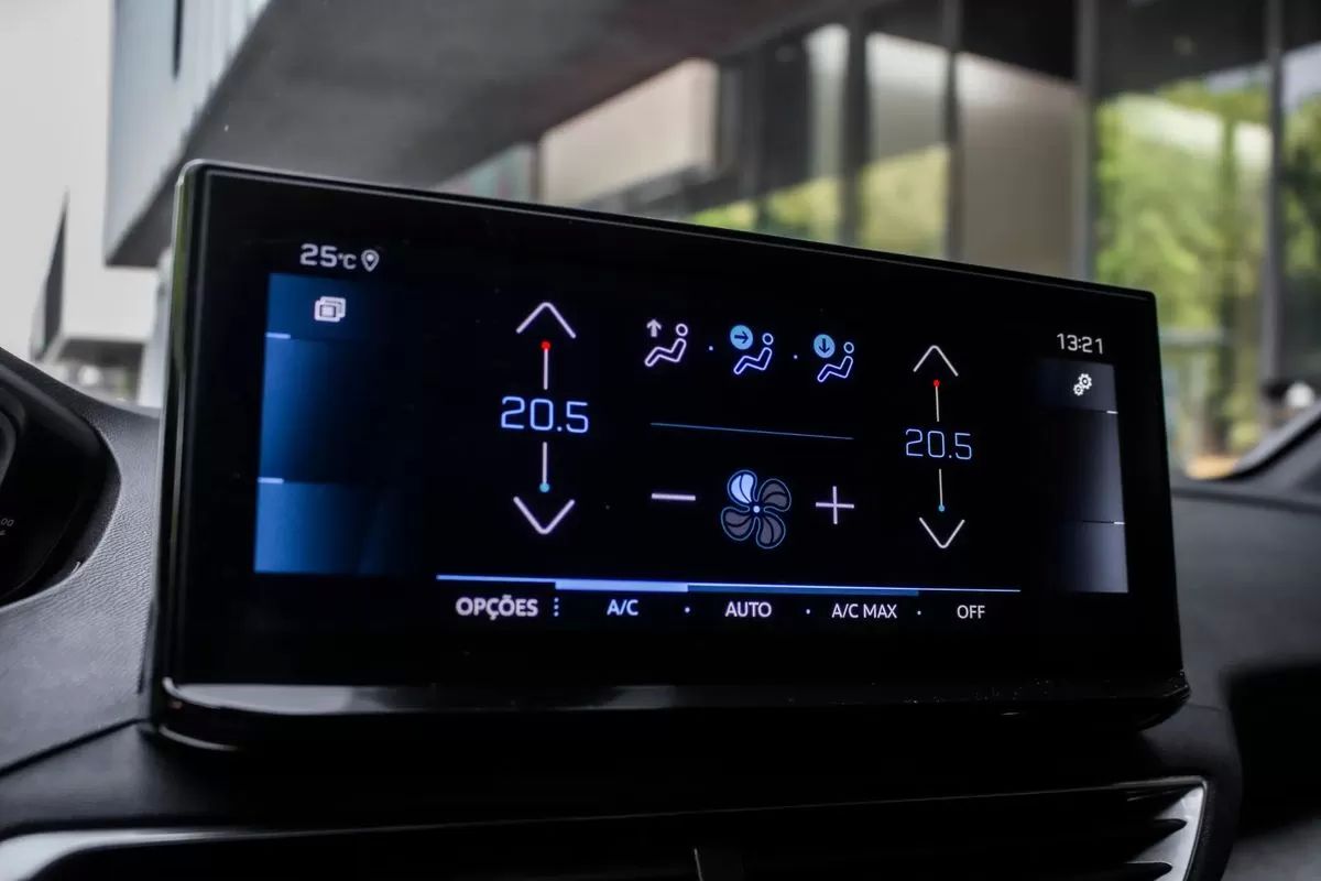 peugeot-5008-2021-diesel-1499cc