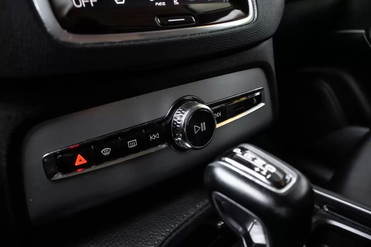 volvo-xc90-2018-diesel-1969cc