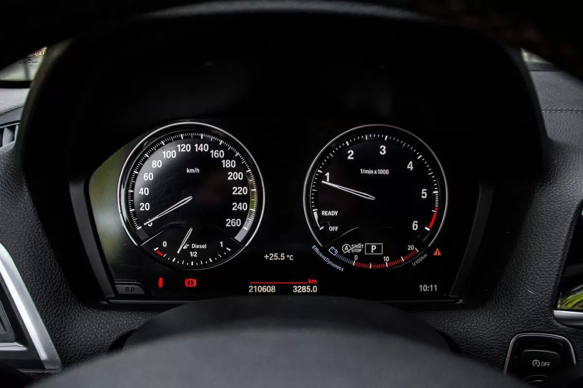 bmw-serie-1-2018-diesel-1995cc