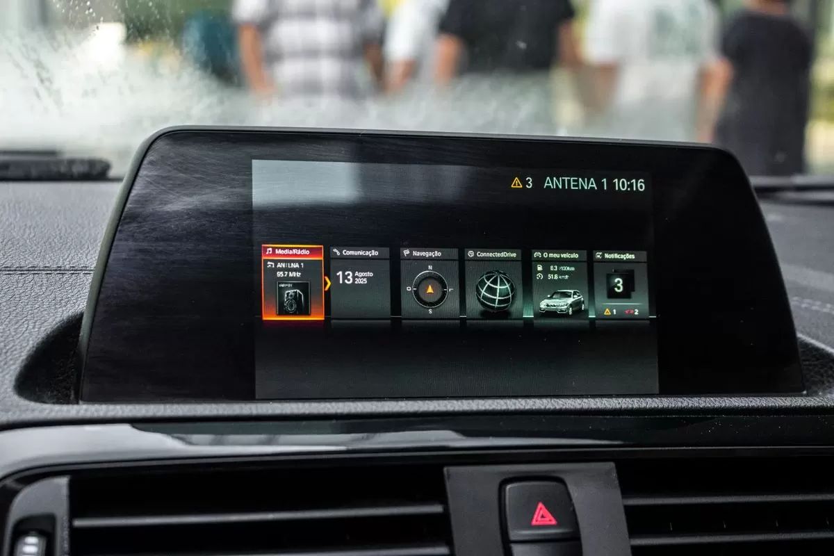 bmw-serie-1-2018-diesel-1995cc
