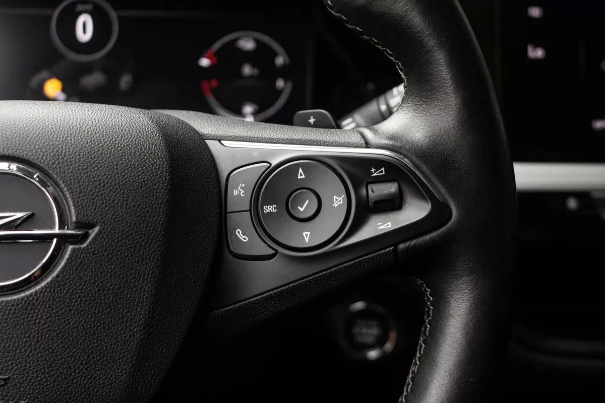 opel-grandland-2022-hibrido-1598cc