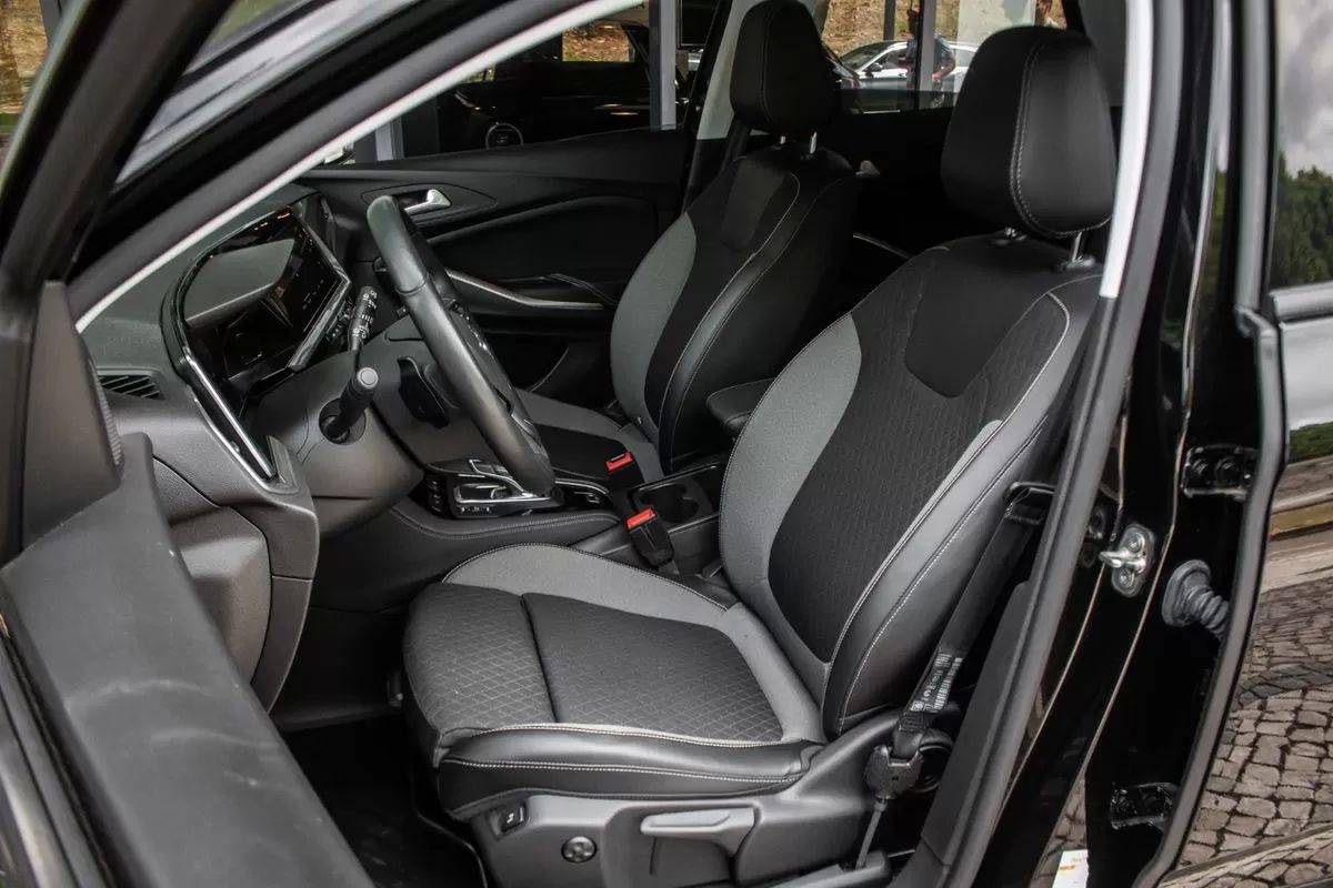 opel-grandland-2022-hibrido-1598cc