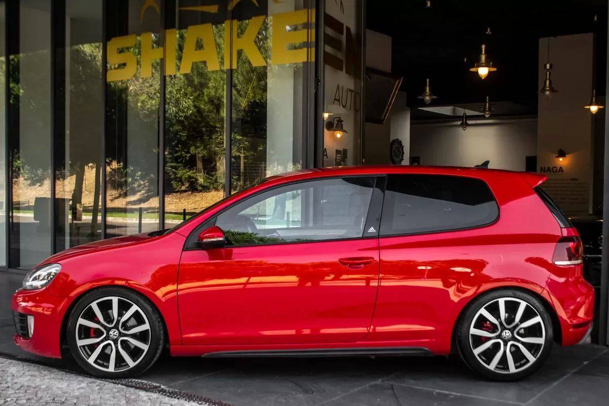 volkswagen-golf-2011-gasolina-1984cc