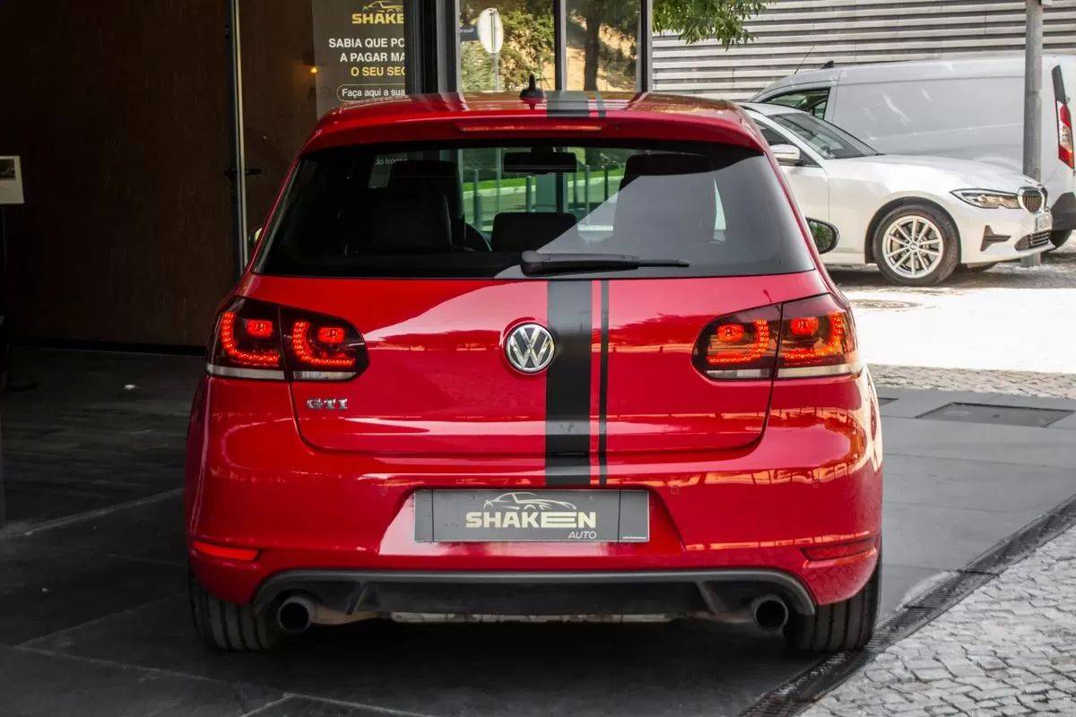 volkswagen-golf-2011-gasolina-1984cc