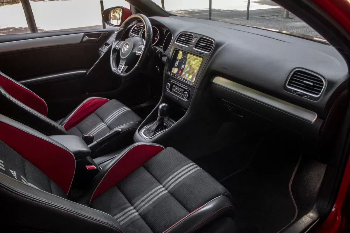 volkswagen-golf-2011-gasolina-1984cc