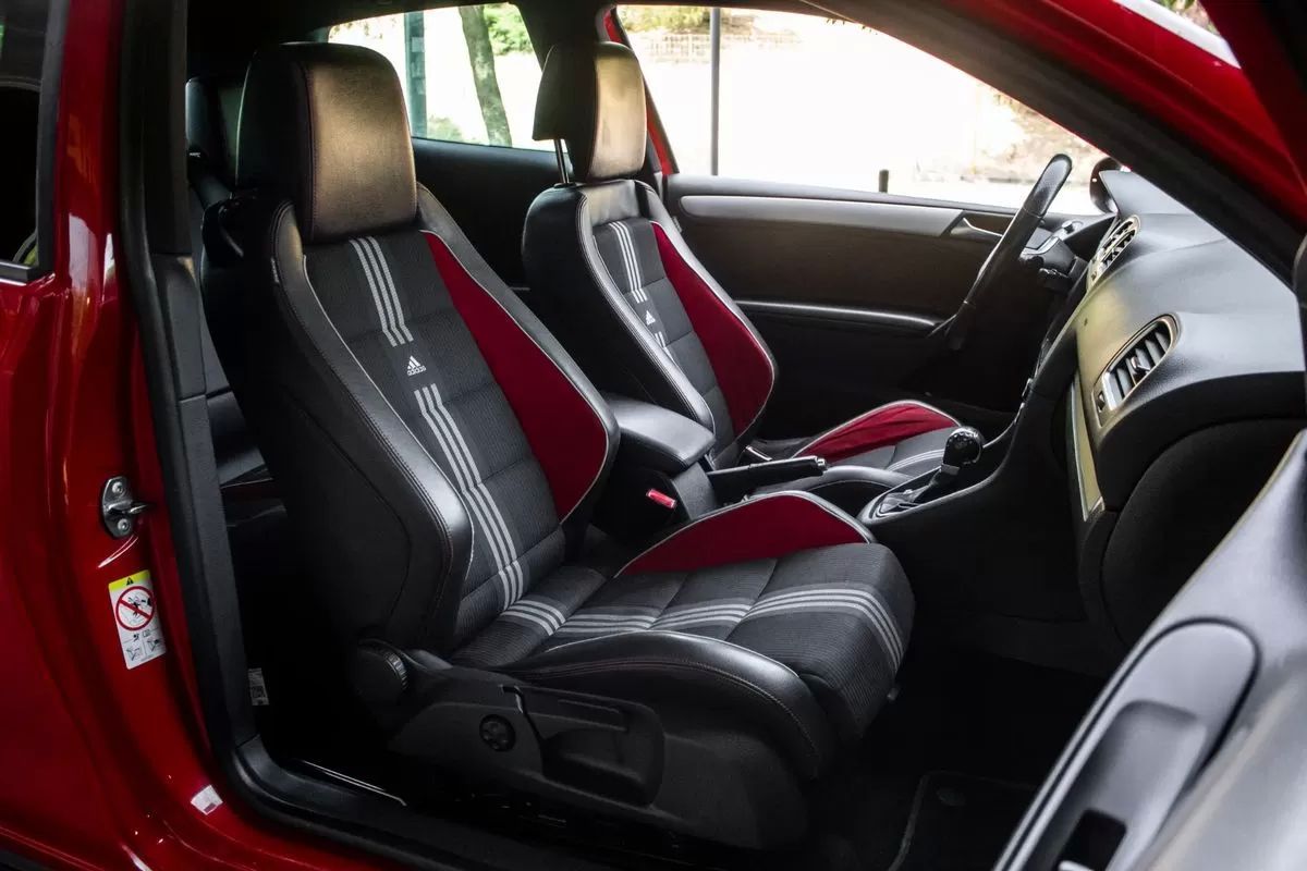 volkswagen-golf-2011-gasolina-1984cc