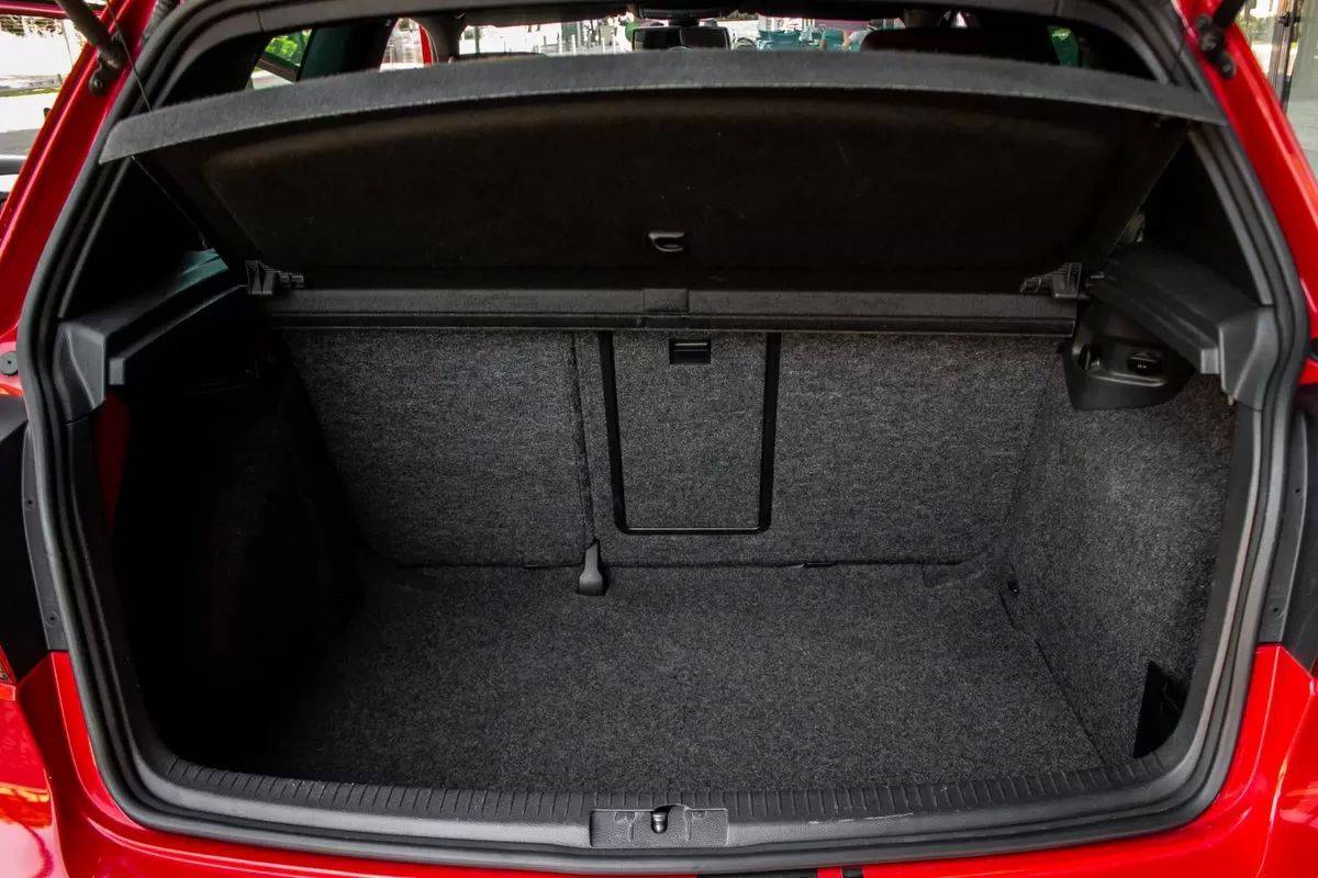 volkswagen-golf-2011-gasolina-1984cc