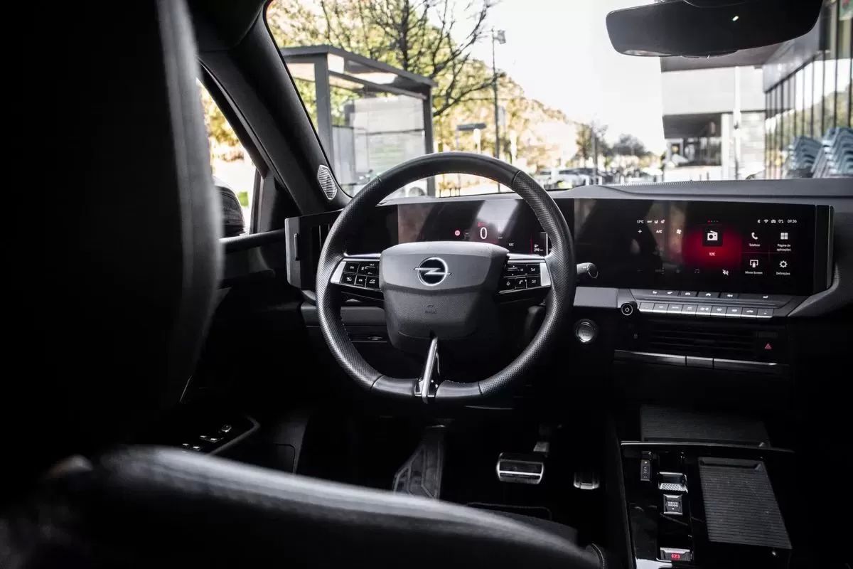 opel-astra-2024-gasolina-1199cc