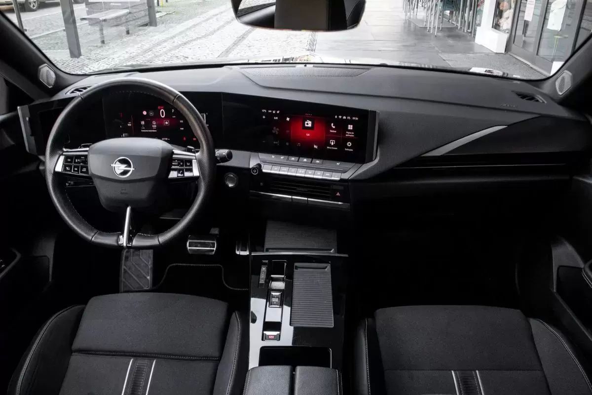 opel-astra-2024-gasolina-1199cc