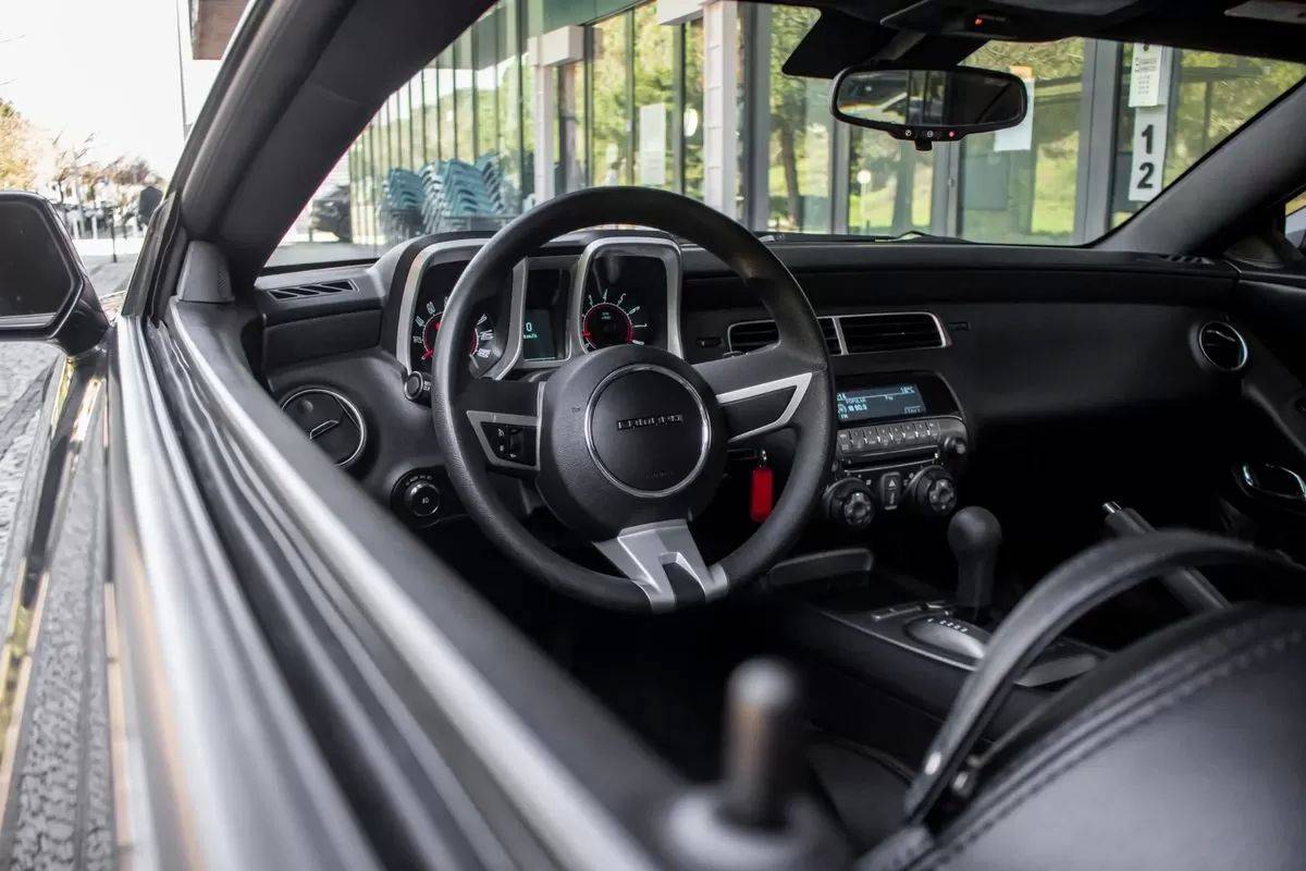 chevrolet-camaro-2010-gasolina-3564cc