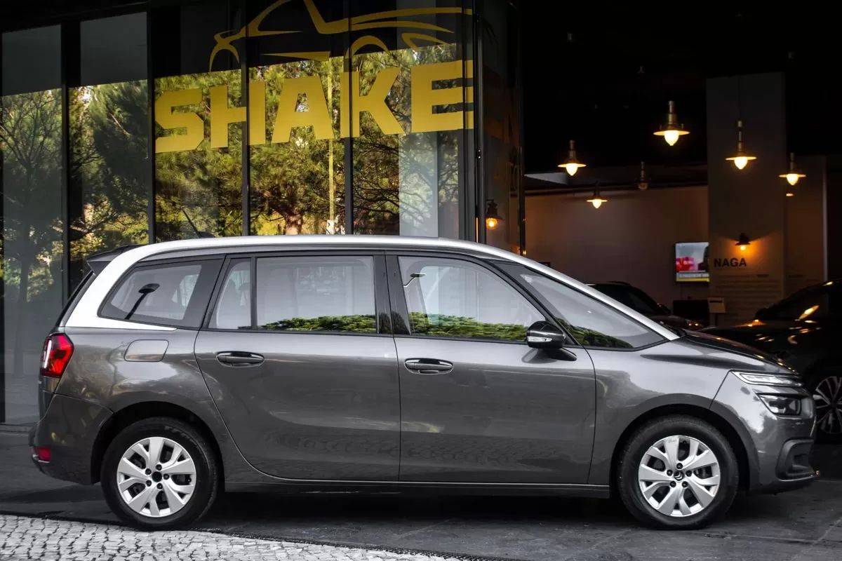 citroen-c4-picasso-2018-diesel-1560cc