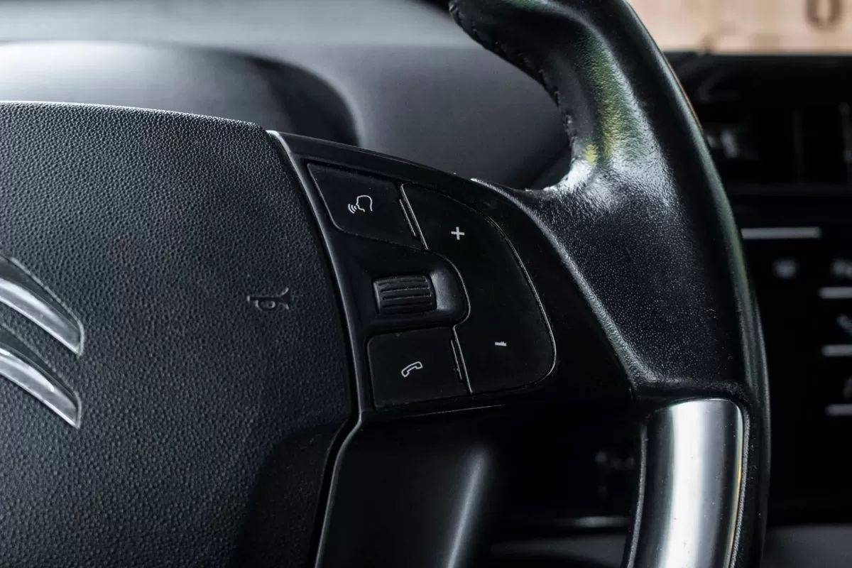 citroen-c4-picasso-2018-diesel-1560cc