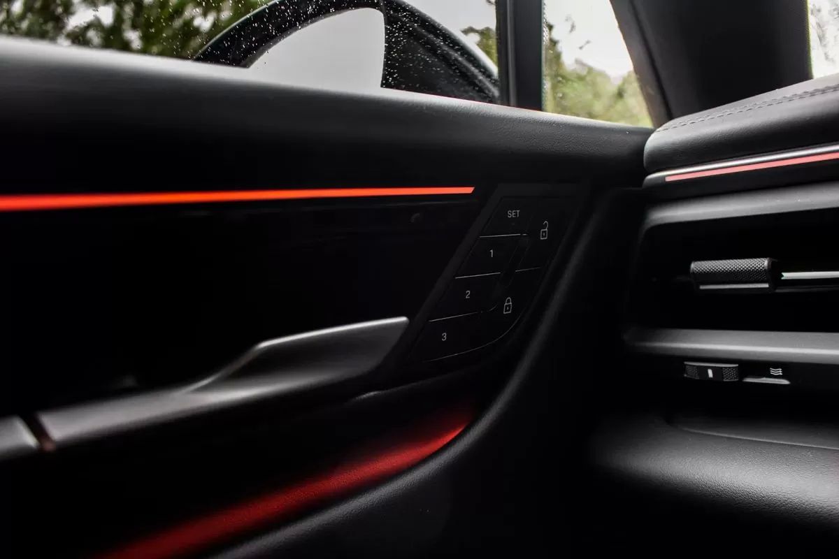 porsche-macan-2025-eletrico-200cc