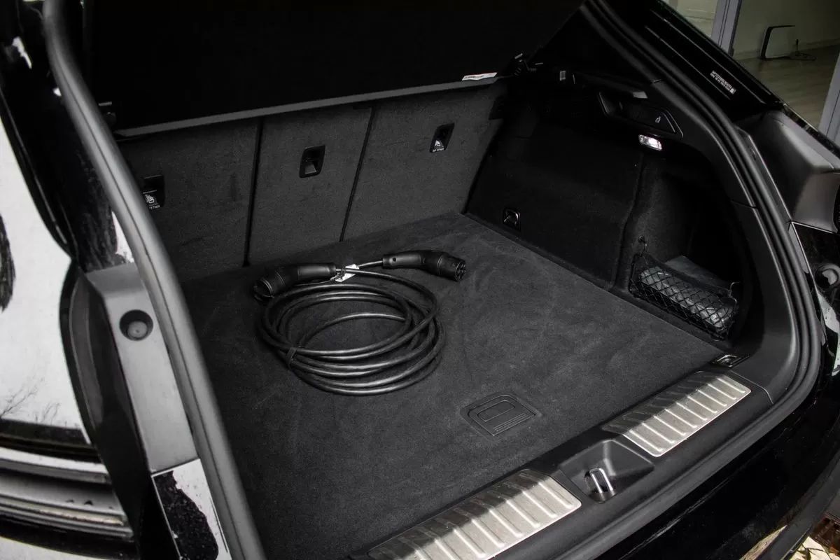 porsche-macan-2025-eletrico-200cc