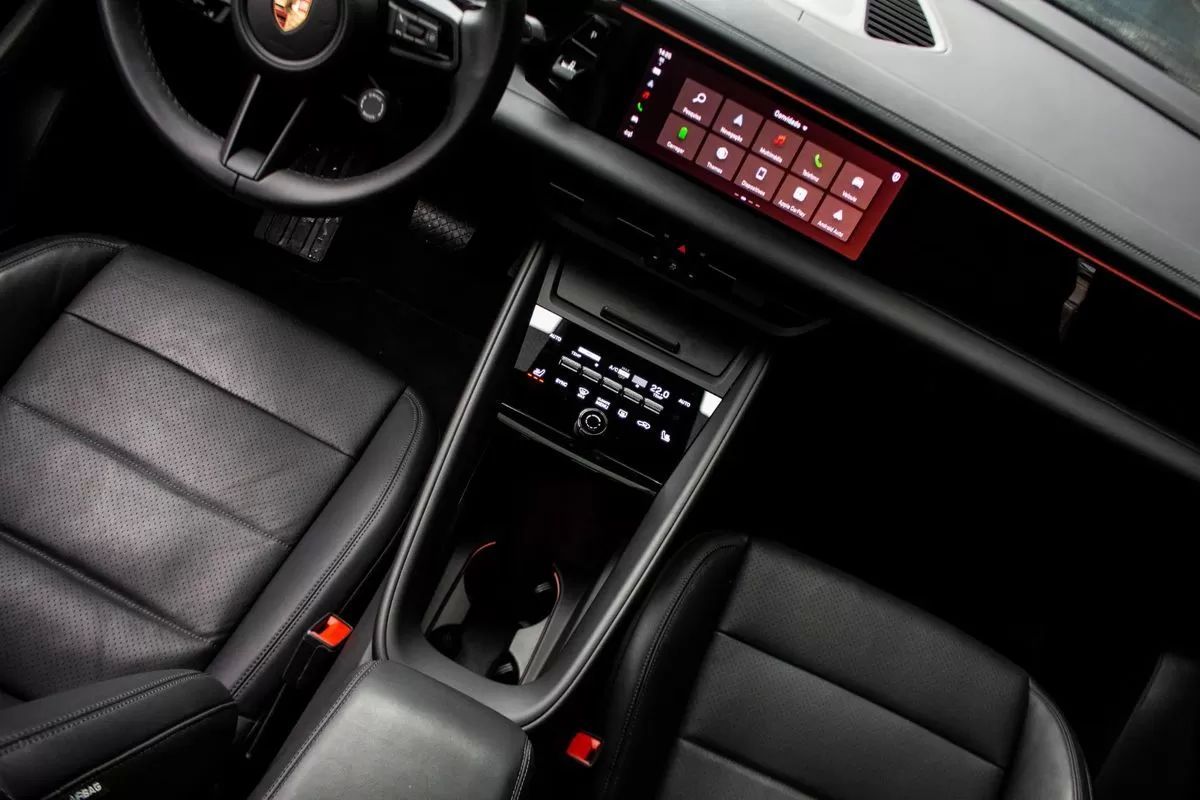 porsche-macan-2025-eletrico-200cc