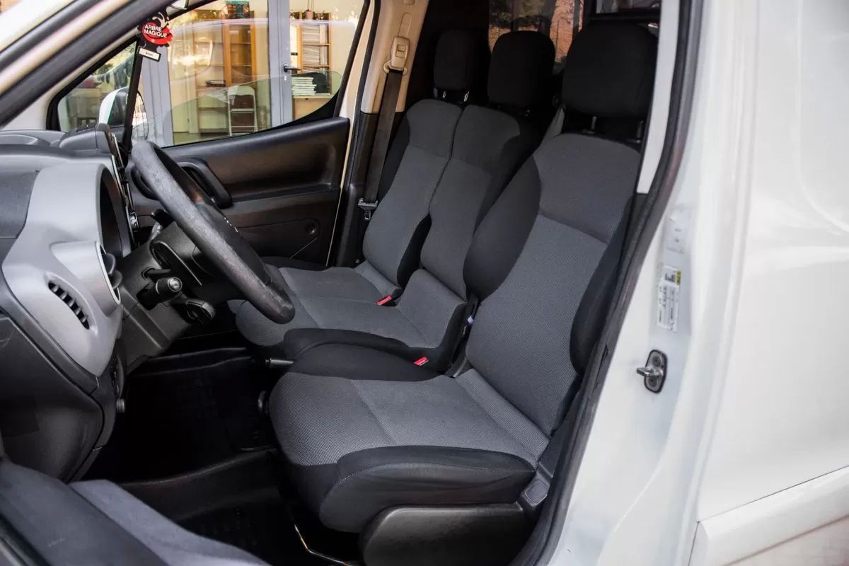 peugeot-partner-2018-diesel-1560cc