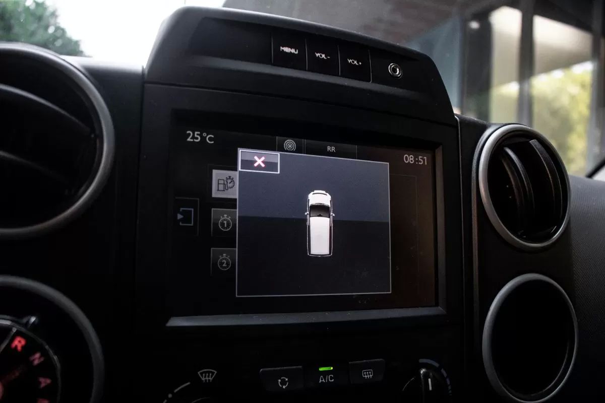 peugeot-partner-2018-diesel-1560cc
