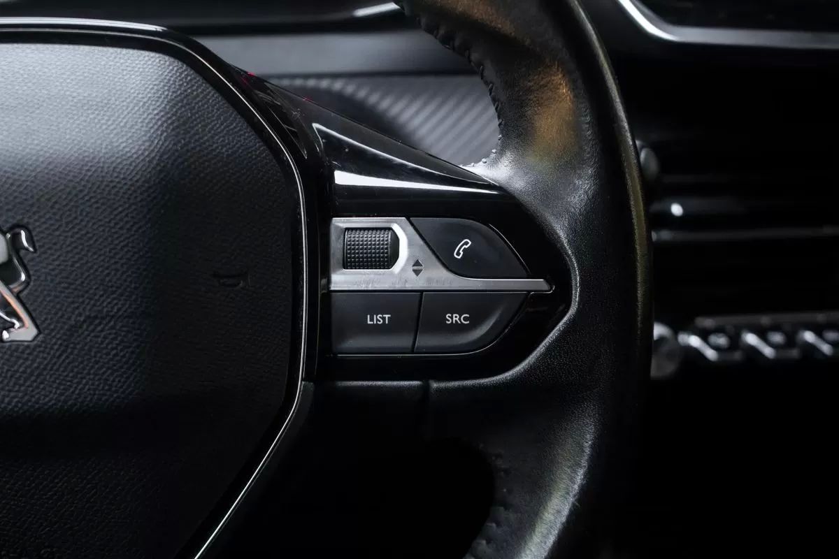 peugeot-208-2020-diesel-1499cc
