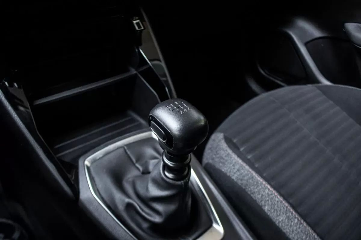 peugeot-208-2020-diesel-1499cc