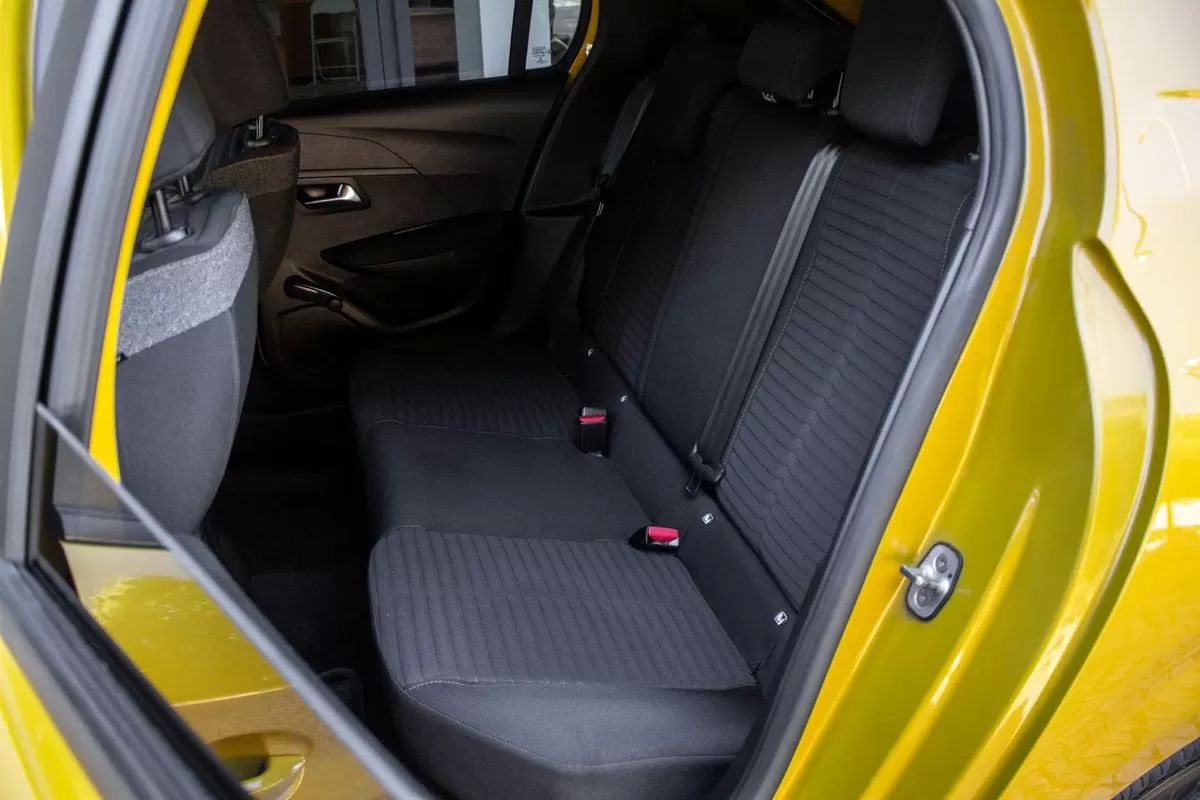 peugeot-208-2020-diesel-1499cc