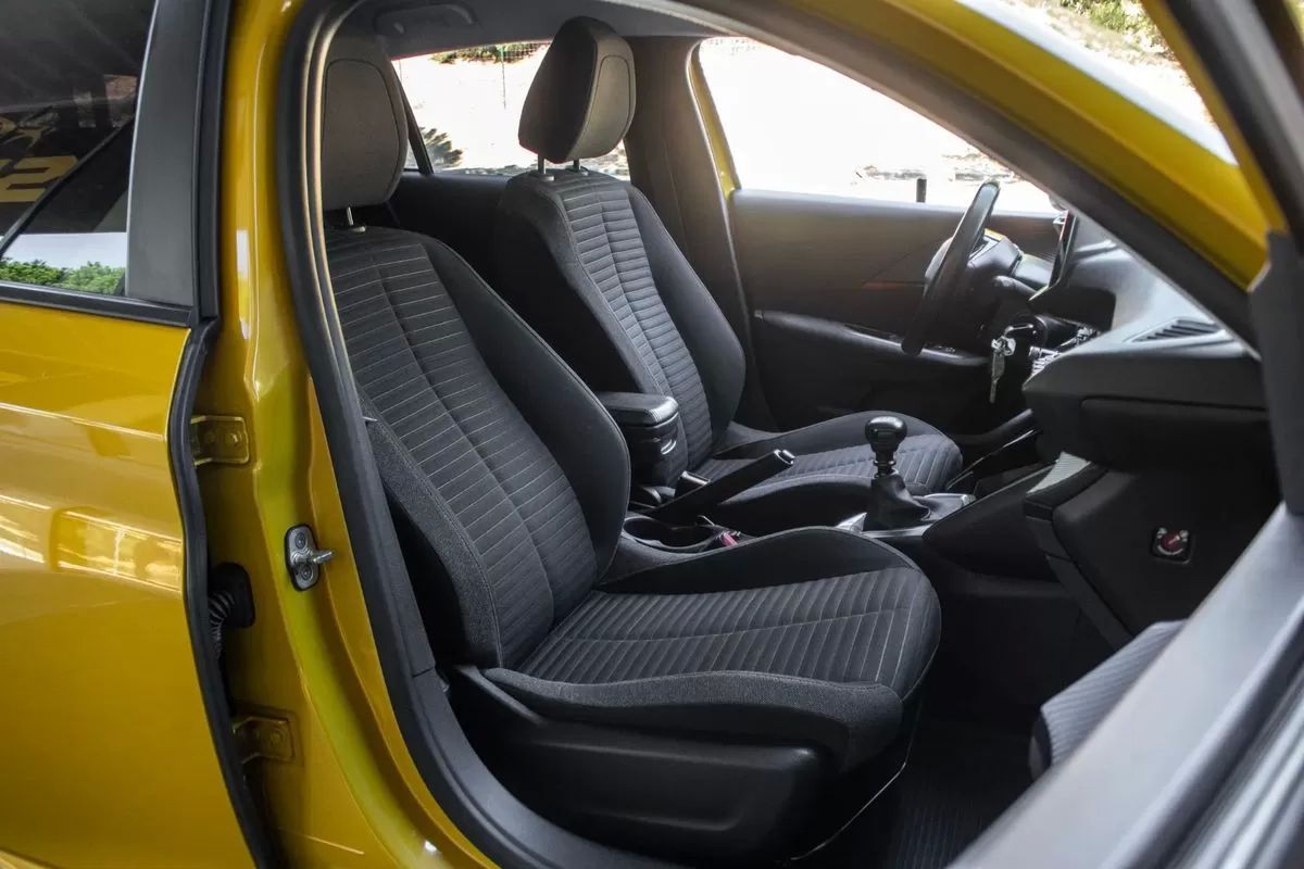 peugeot-208-2020-diesel-1499cc