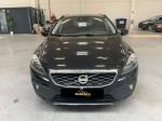 volvo-v40-cross-country-2015-diesel-1560cc