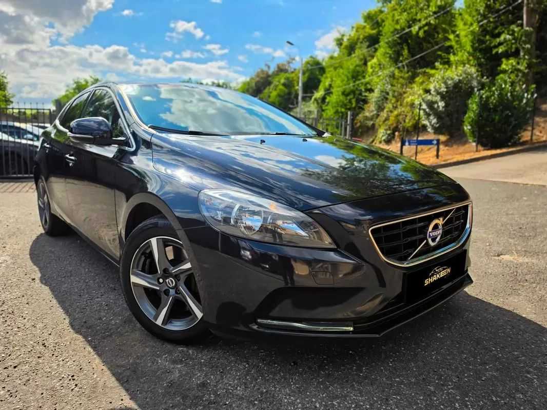 volvo-v40-2015-diesel-1969cc