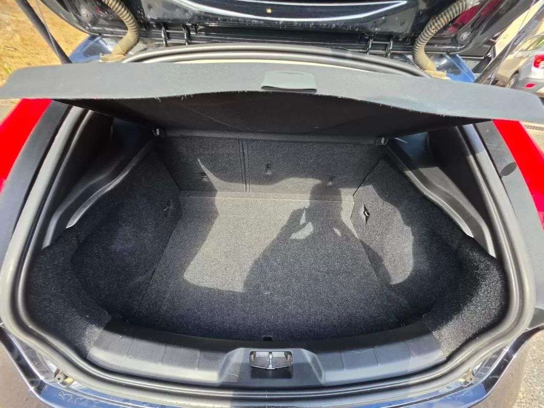 volvo-v40-2015-diesel-1969cc