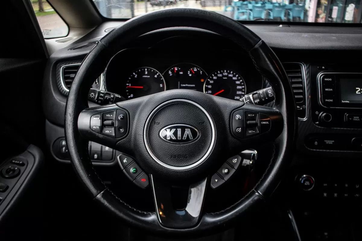 kia-carens-2018-diesel-1685cc