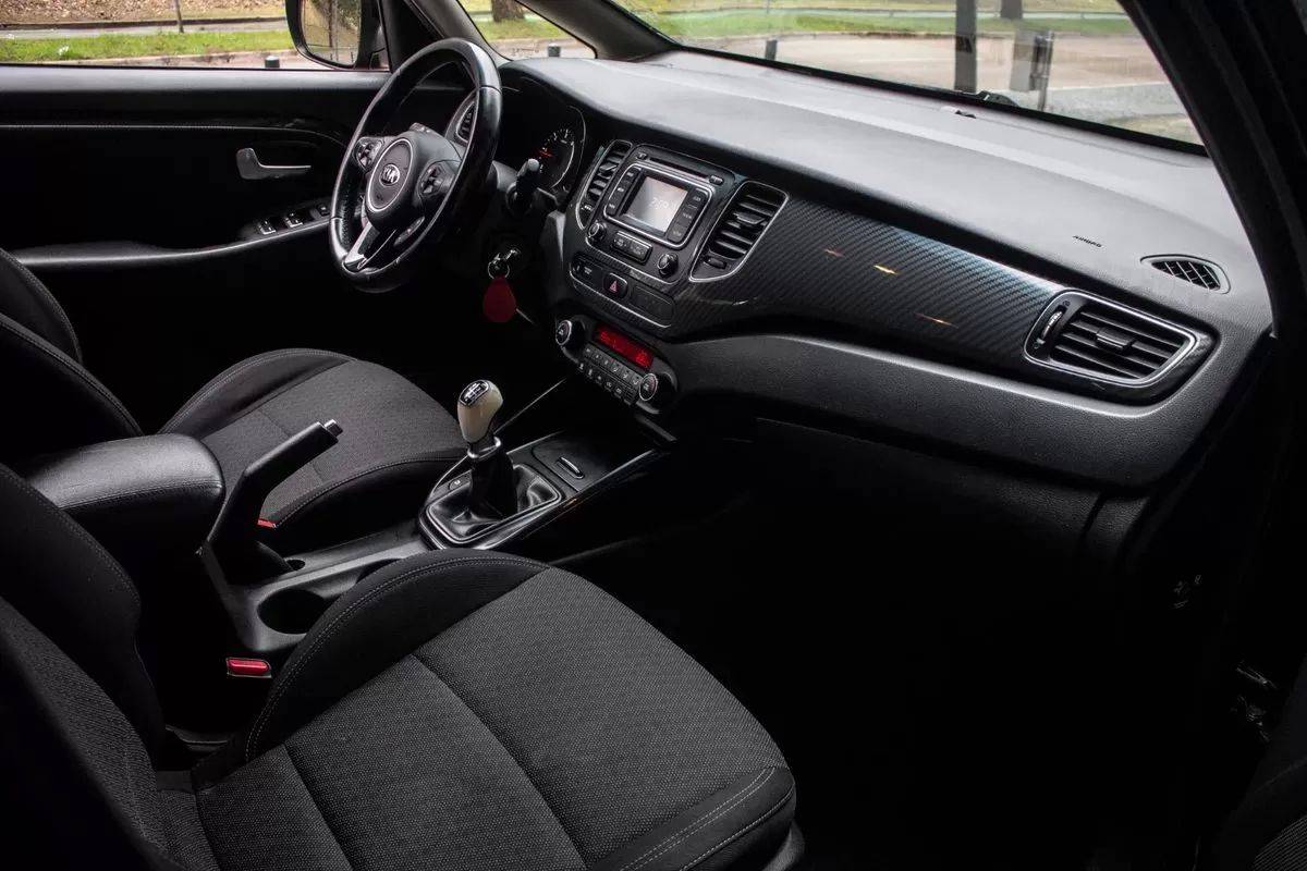 kia-carens-2018-diesel-1685cc