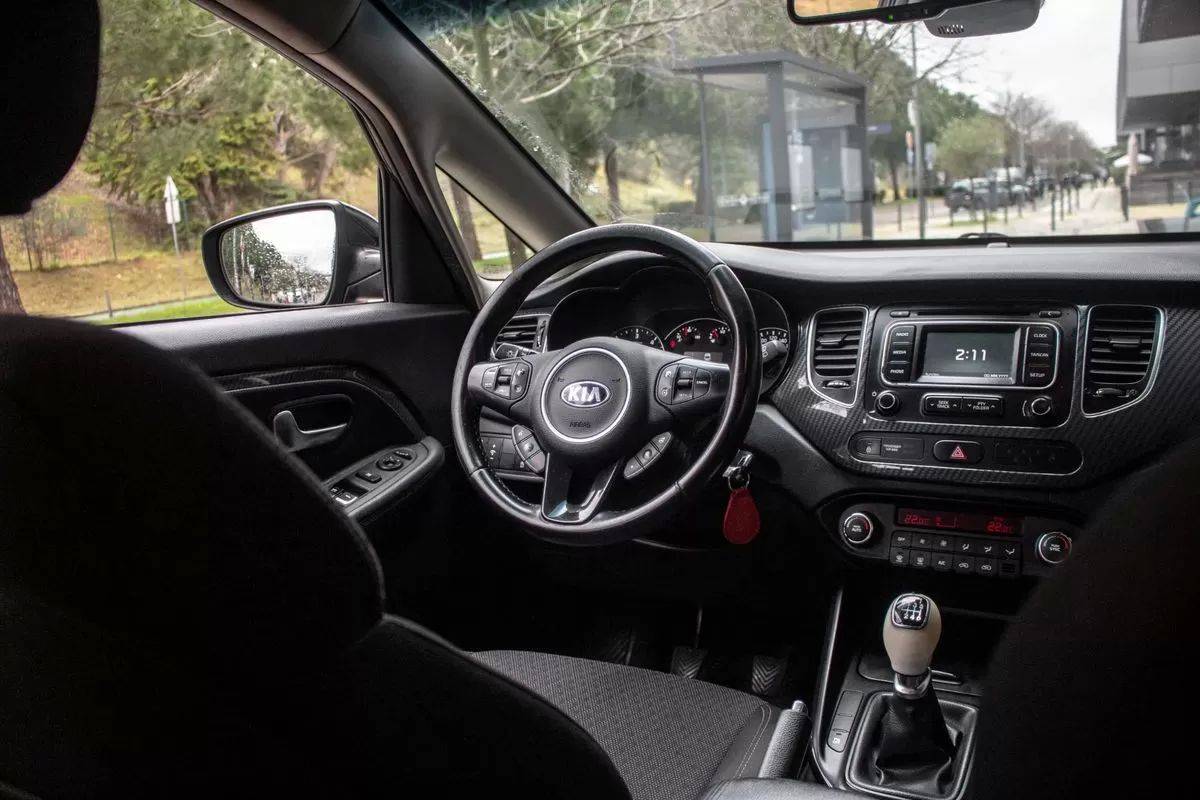kia-carens-2018-diesel-1685cc