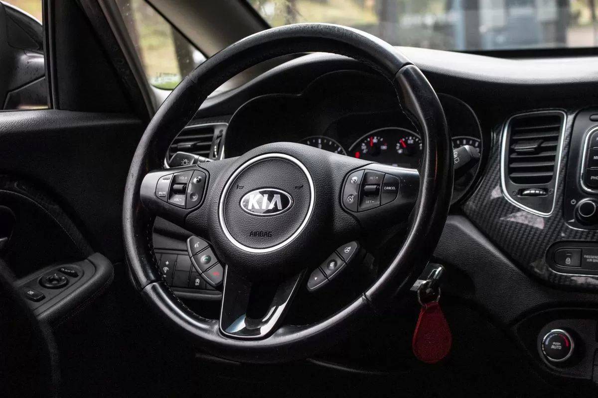 kia-carens-2018-diesel-1685cc