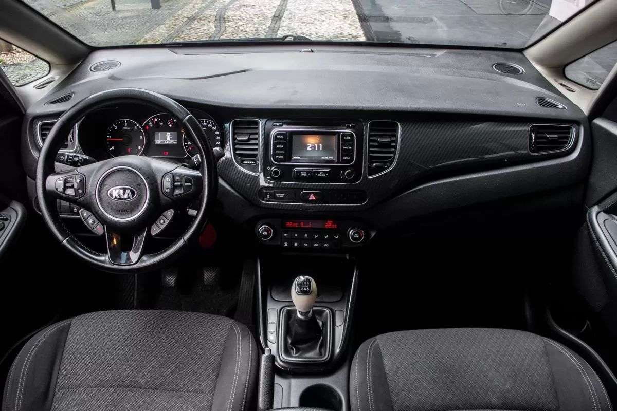 kia-carens-2018-diesel-1685cc