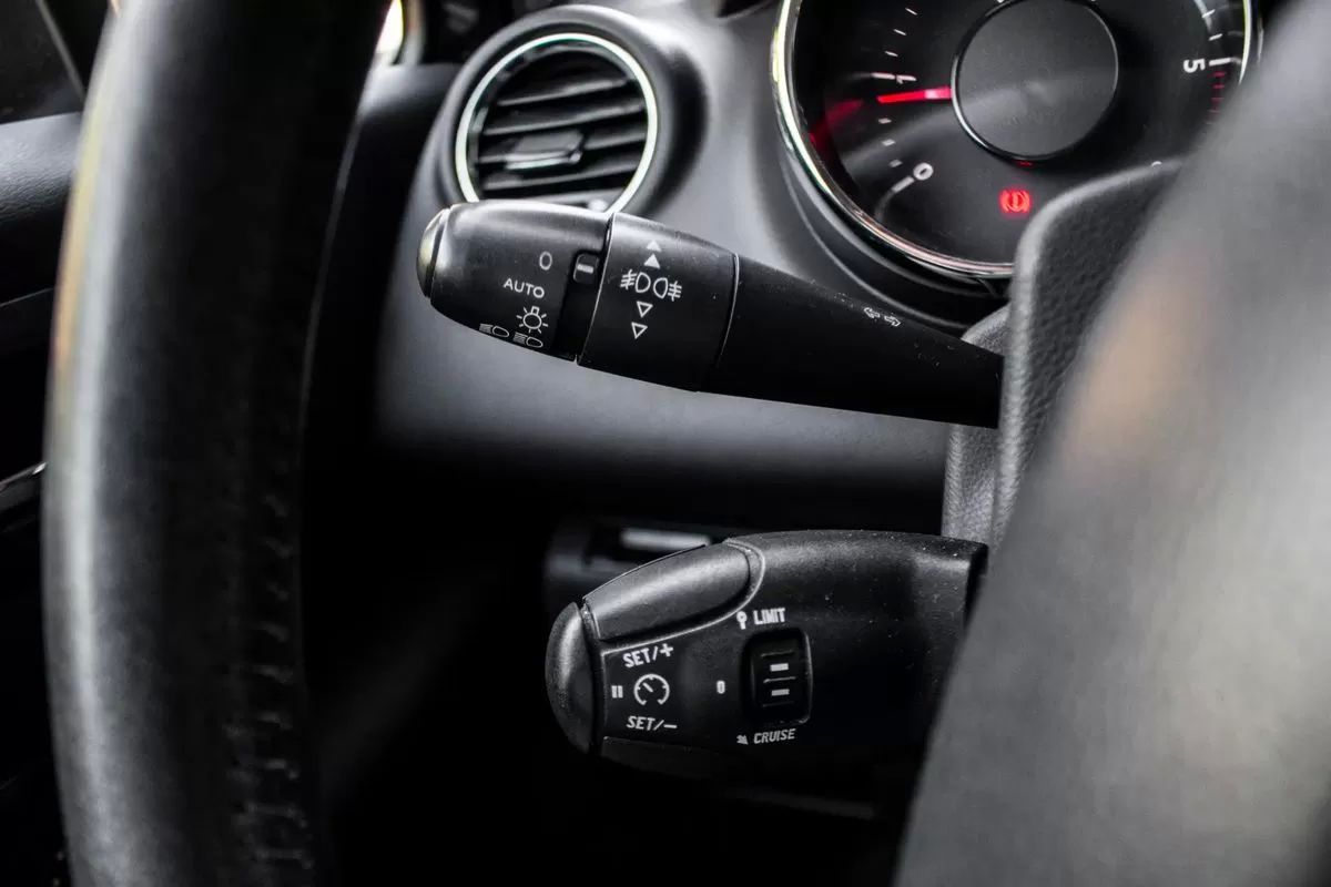 peugeot-3008-2011-diesel-1560cc