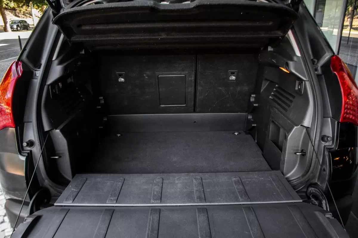 peugeot-3008-2011-diesel-1560cc