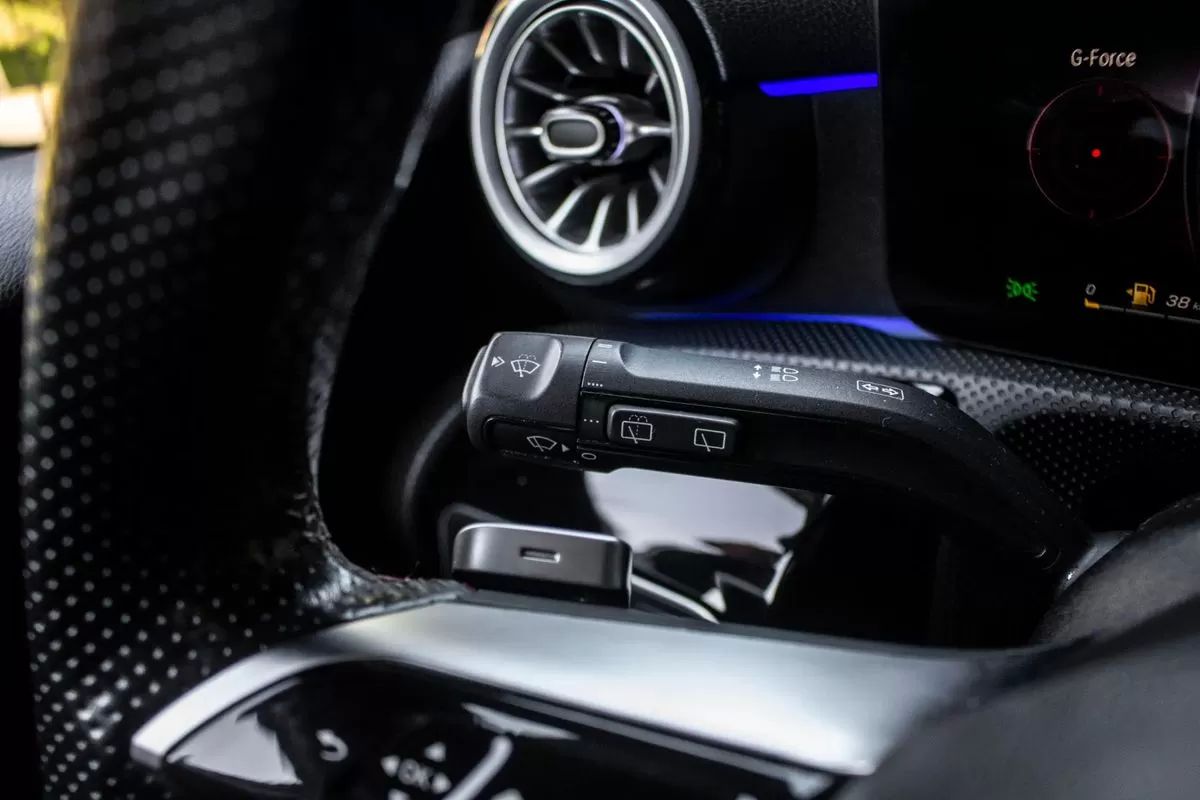 mercedes-benz-classe-a-2023-gasolina-1332cc