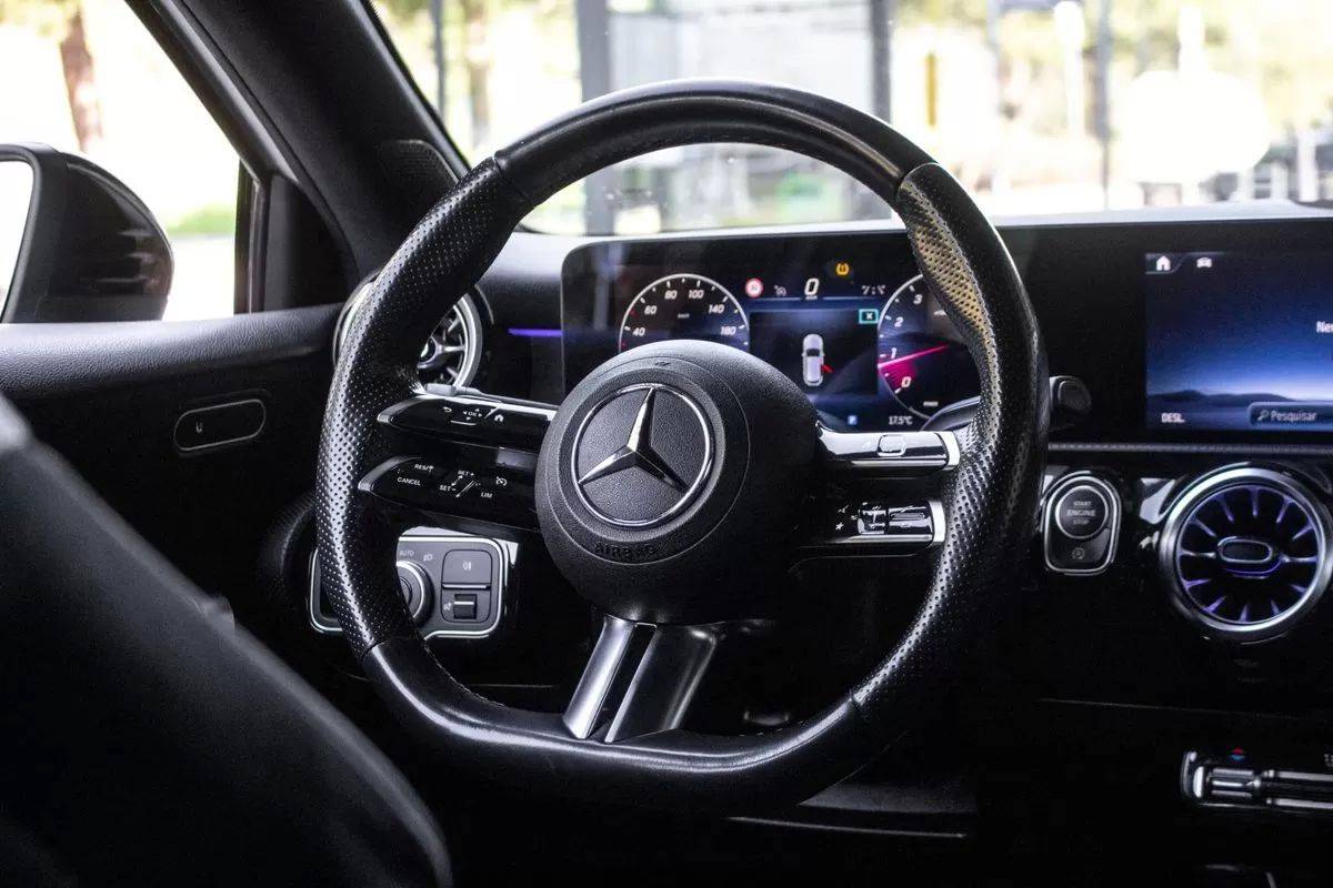 mercedes-benz-classe-a-2023-gasolina-1332cc