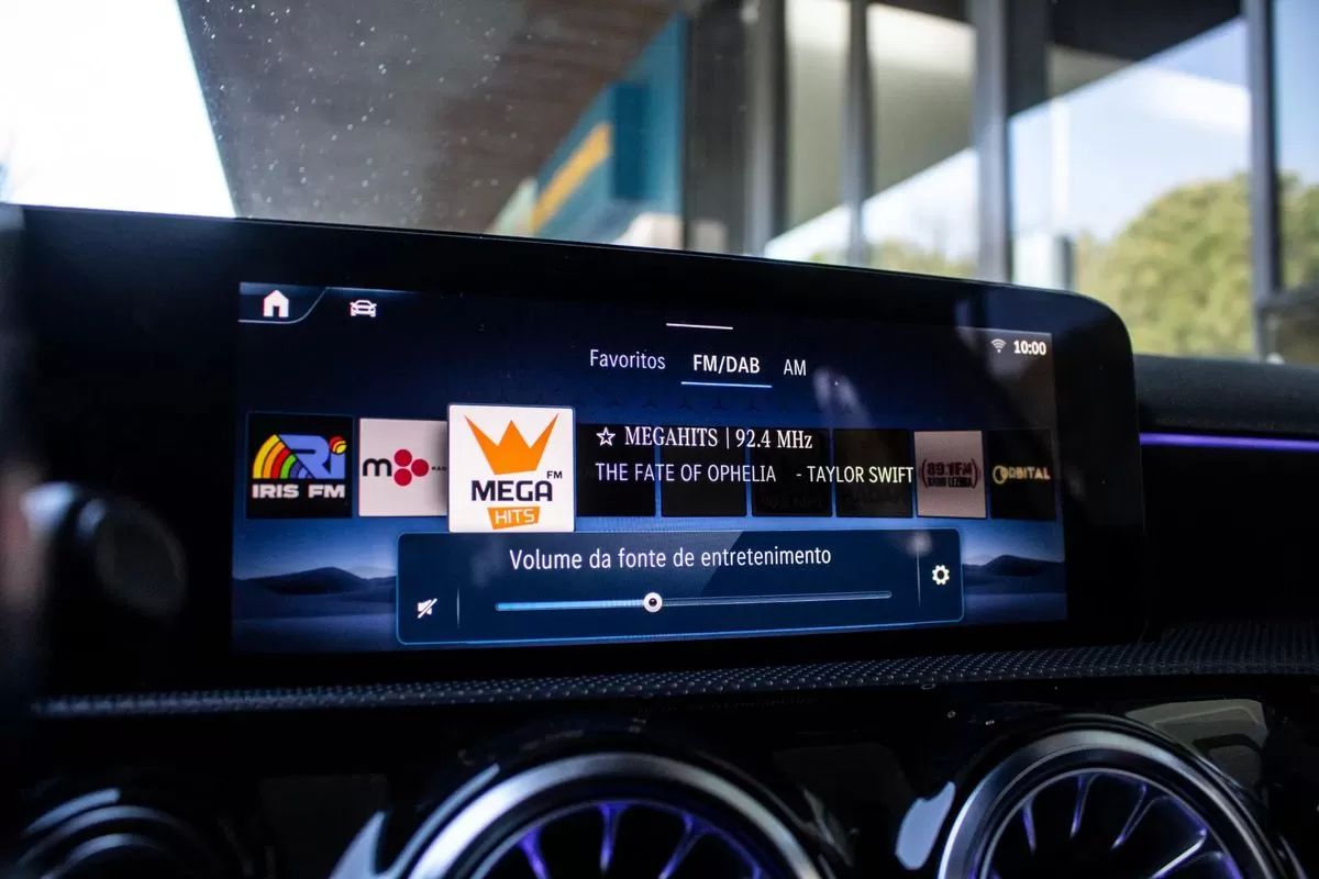 mercedes-benz-classe-a-2023-gasolina-1332cc